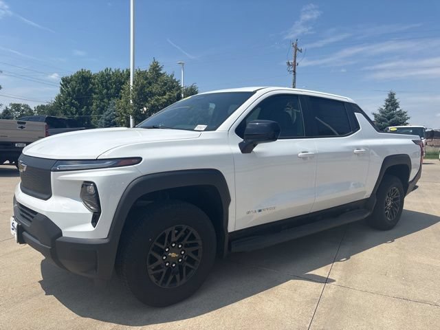 New 2024 Chevrolet Silverado EV W/T AWD/4WD image 2