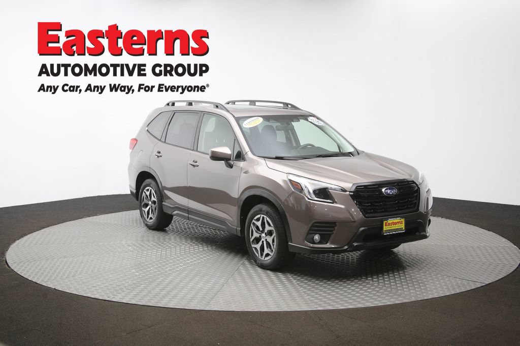 Used 2022 Subaru Forester Premium AWD/4WD image 54