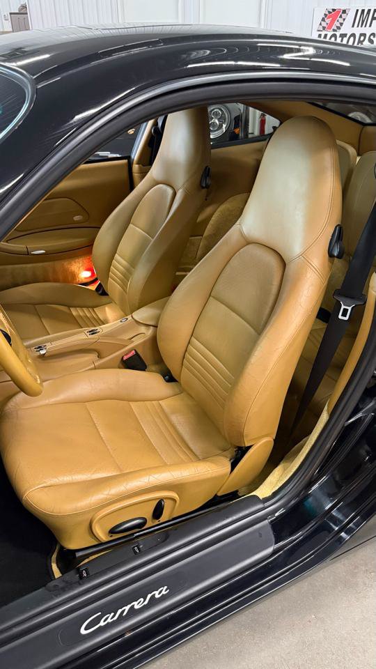 Used 2003 Porsche 911 GT3 RS image 30