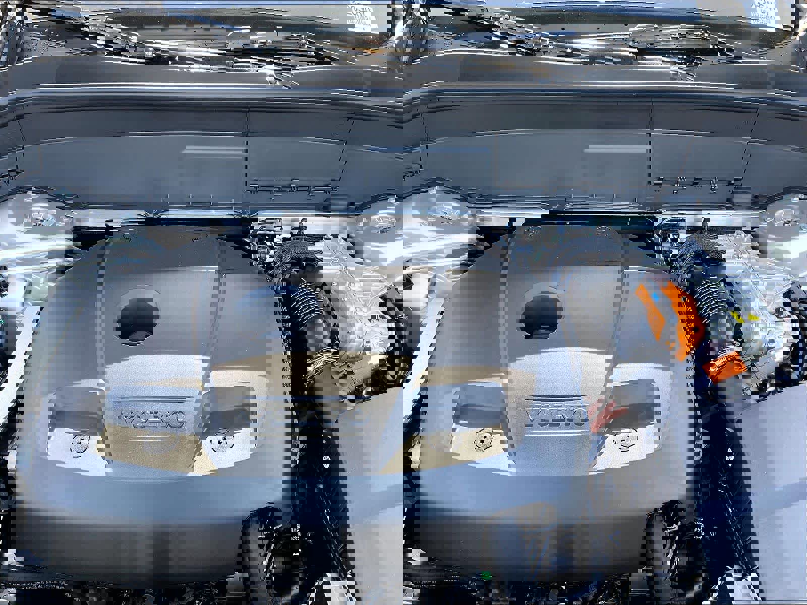 New 2026 Volvo XC90 T8 Plus w/ Protection Package Premier image 13