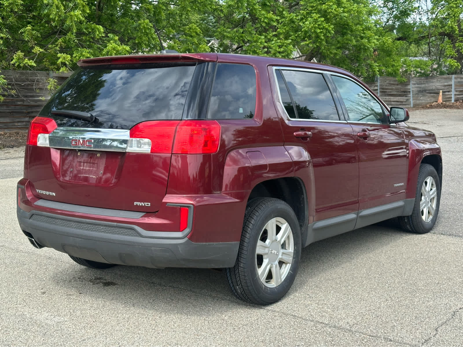 Used 2016 GMC Terrain SLE AWD/4WD image 5