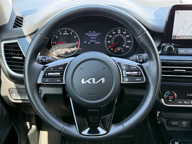 Used 2022 Kia Seltos S FWD image 17