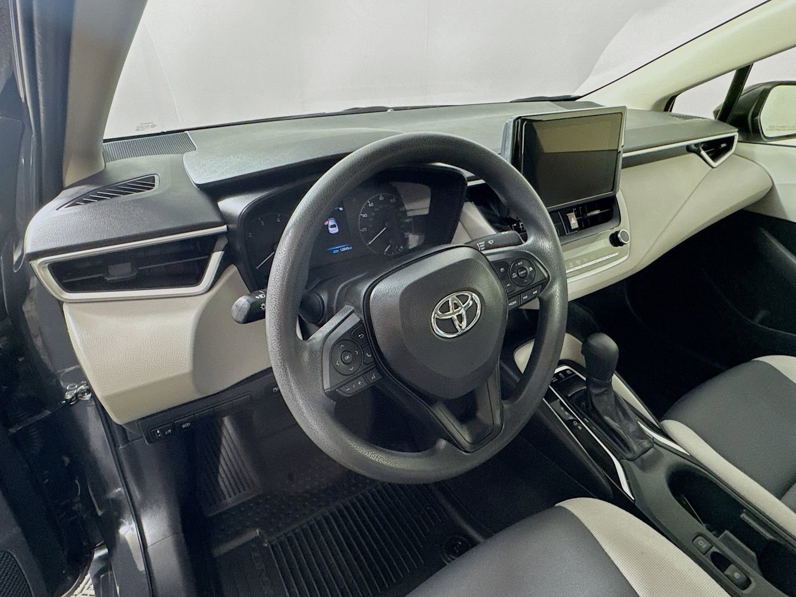 Certified 2024 Toyota Corolla LE w/ LE Convenience Package AWD/4WD image 11