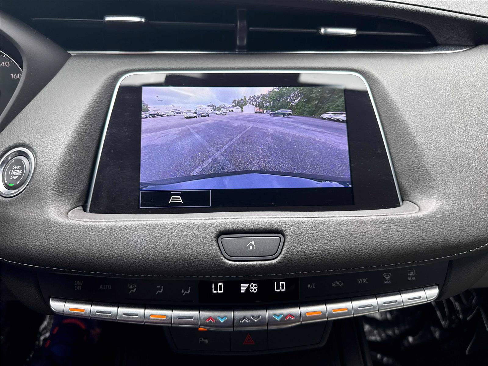 Used 2023 Cadillac XT4 Luxury FWD image 21