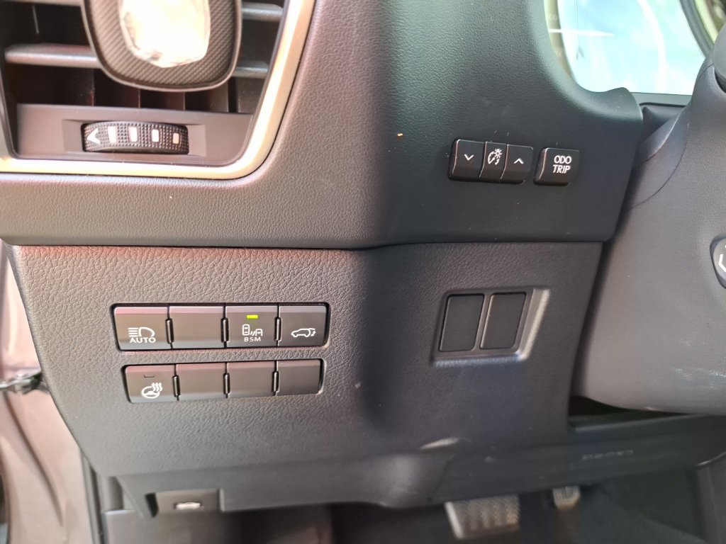 Used 2019 Lexus NX 300h AWD w/ Premium Package image 19