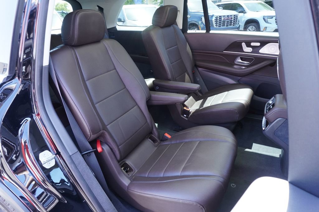 Used 2020 Mercedes-Benz GLS 450 4MATIC image 8