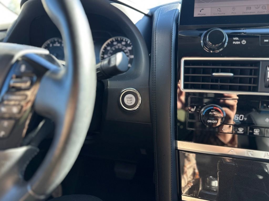 Used 2023 Nissan Armada SV image 27