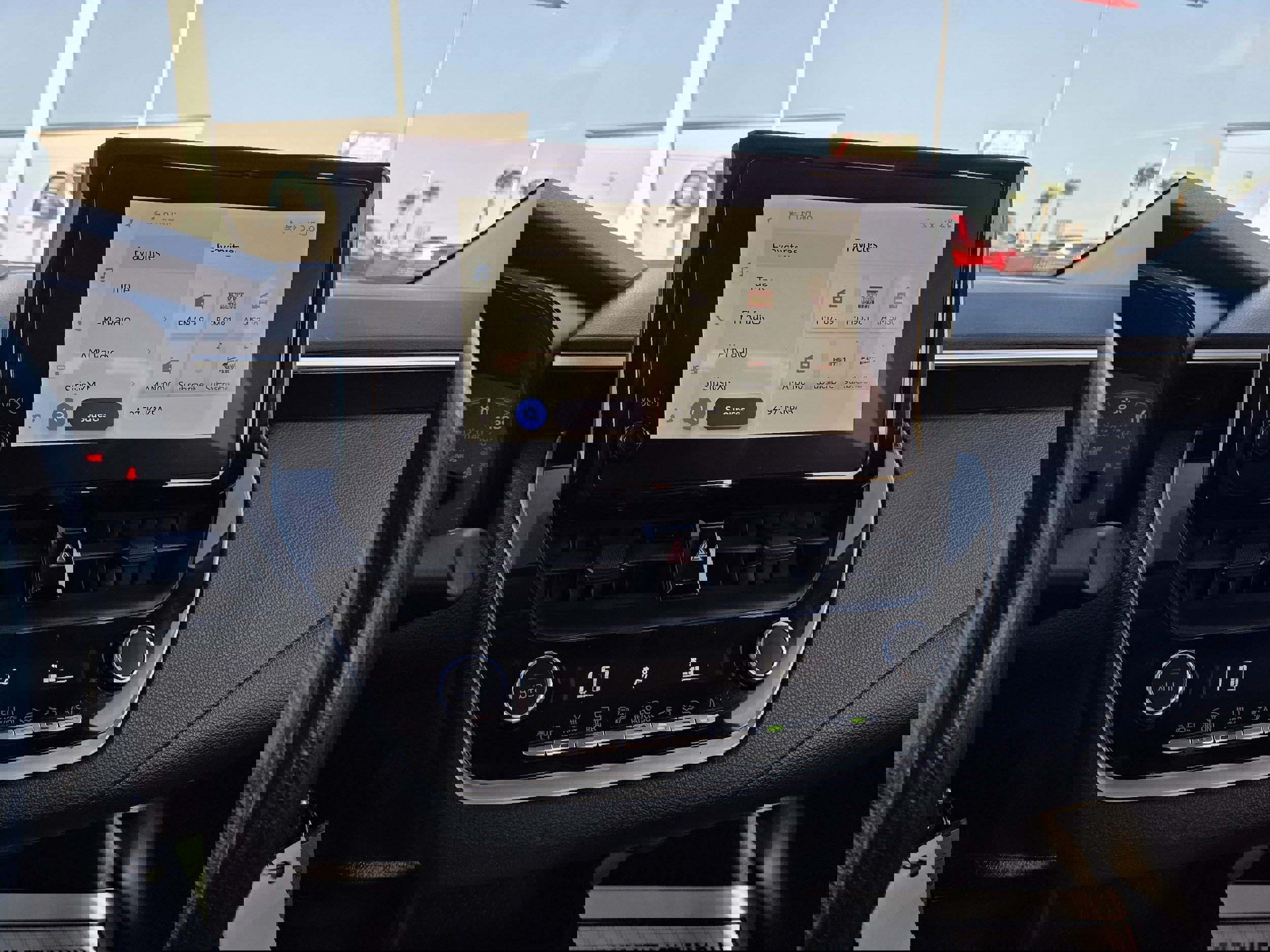 Used 2023 Toyota Corolla LE image 30