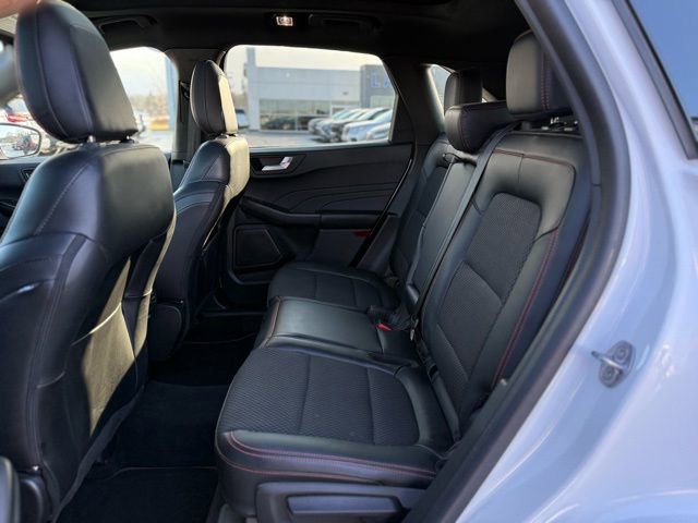 Certified 2023 Ford Escape ST-Line Select w/ Tech Pack #2 image 13