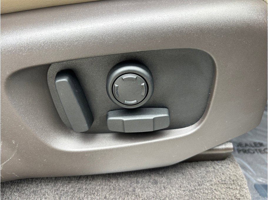 Used 2021 Land Rover Range Rover Sport HSE Silver Edition image 48