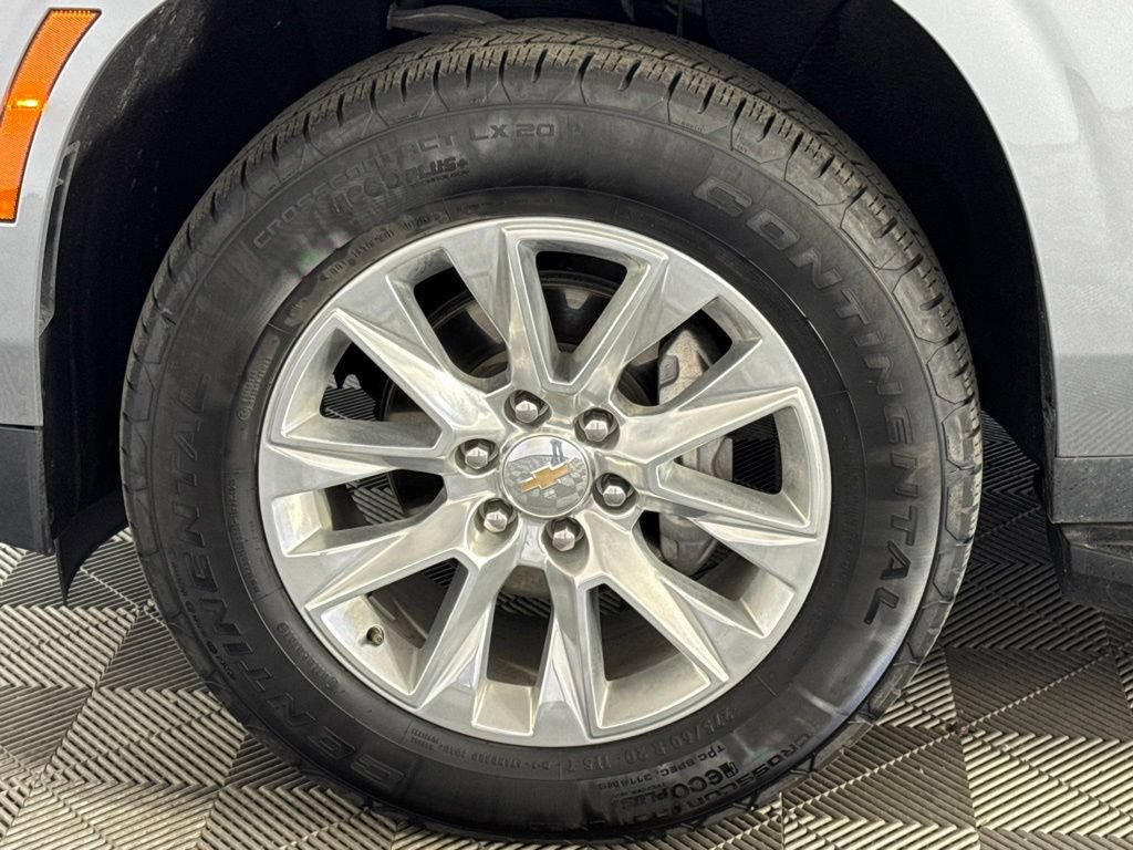 Certified 2025 Chevrolet Suburban Premier AWD/4WD image 45