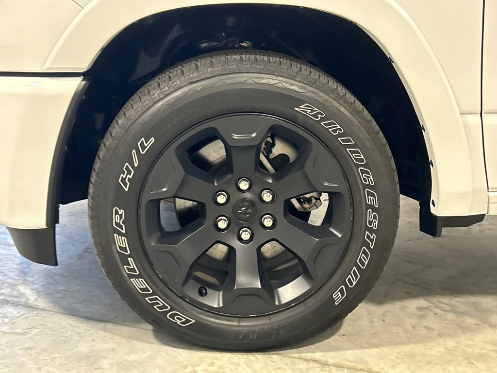 Used 2025 RAM 1500 Big Horn AWD/4WD image 11