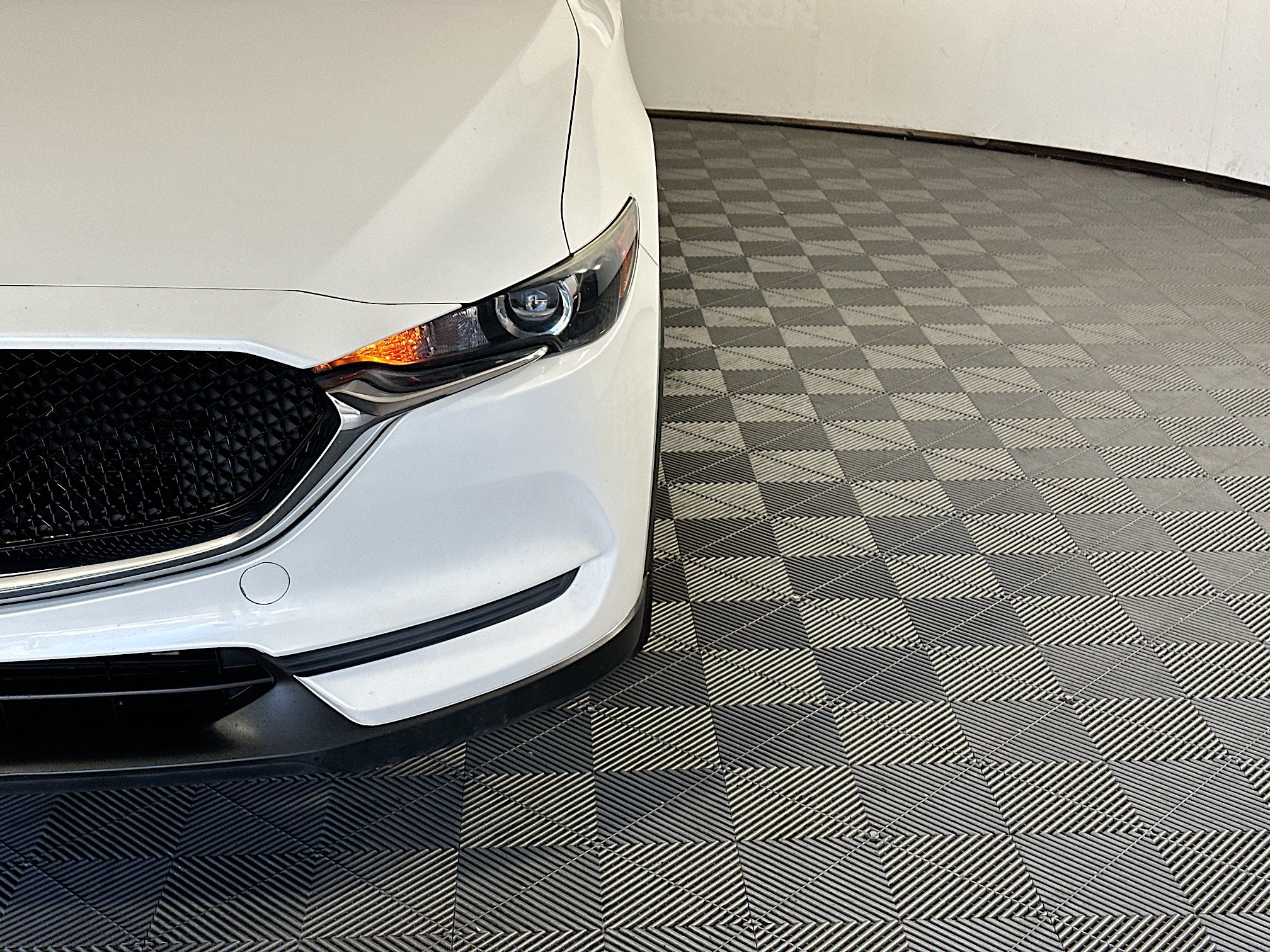 Used 2019 MAZDA CX-5 Touring FWD image 9
