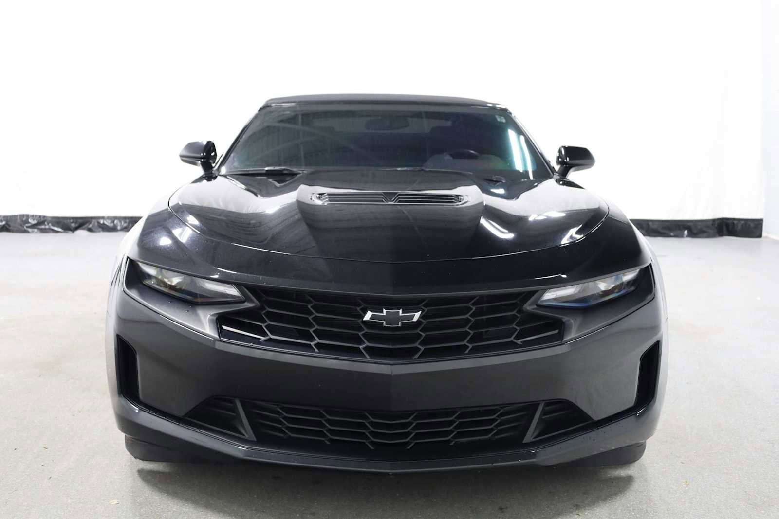 Used 2023 Chevrolet Camaro LT w/ Technology Package image 14