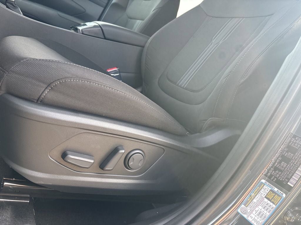 Used 2025 Hyundai Tucson SEL FWD image 31
