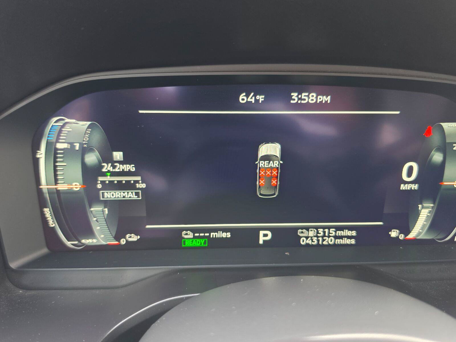 Used 2024 Mitsubishi Outlander 4WD Plug-In Hybrid image 9