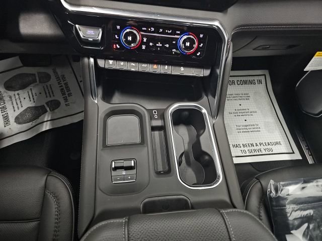New 2026 GMC Sierra 3500 Denali w/ Denali Reserve Package image 27