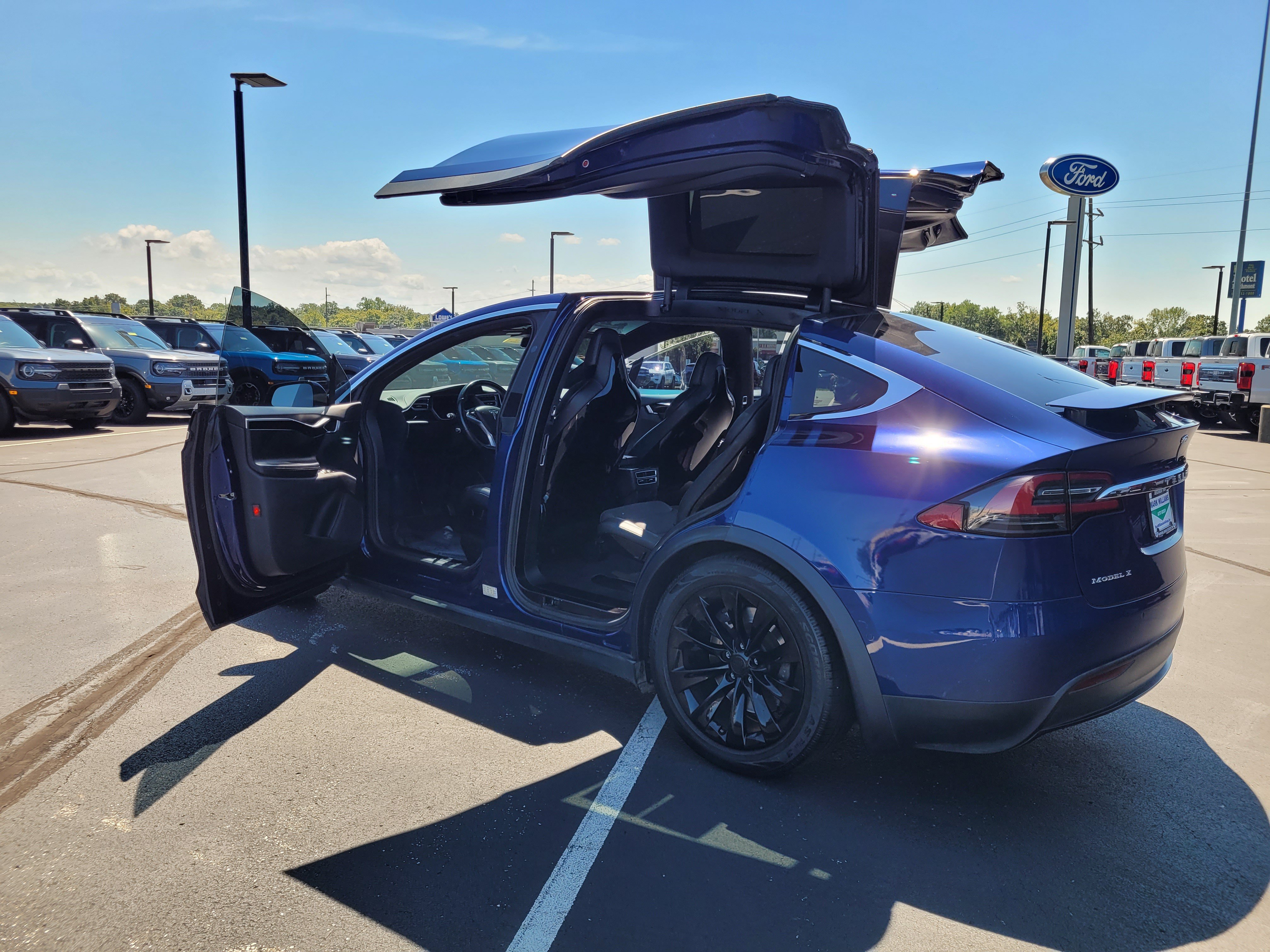 Used 2017 Tesla Model X 75D AWD/4WD image 26