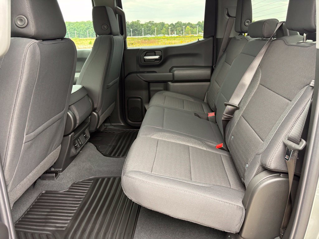 New 2026 Chevrolet Silverado 1500 Custom AWD/4WD image 39