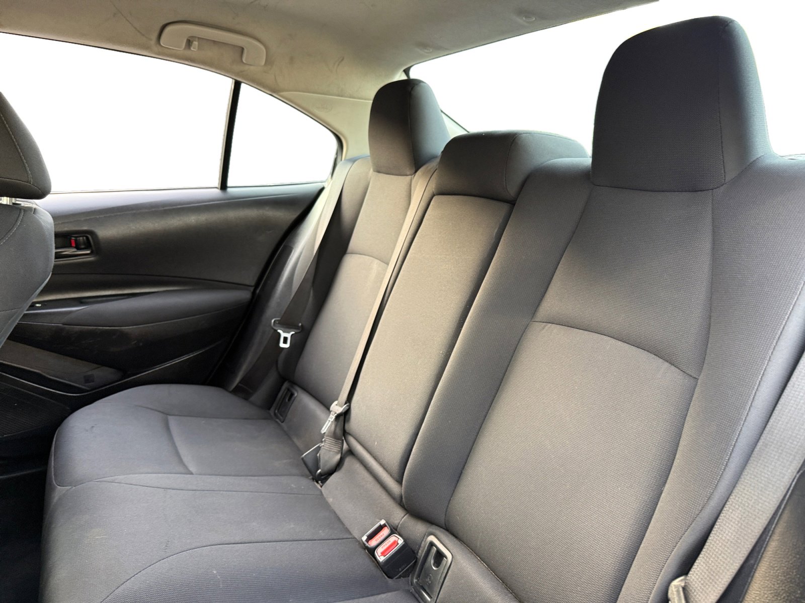 Used 2022 Toyota Corolla LE image 10