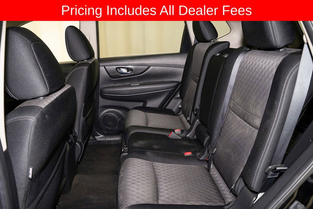 Used 2017 Nissan Rogue SV AWD/4WD image 7