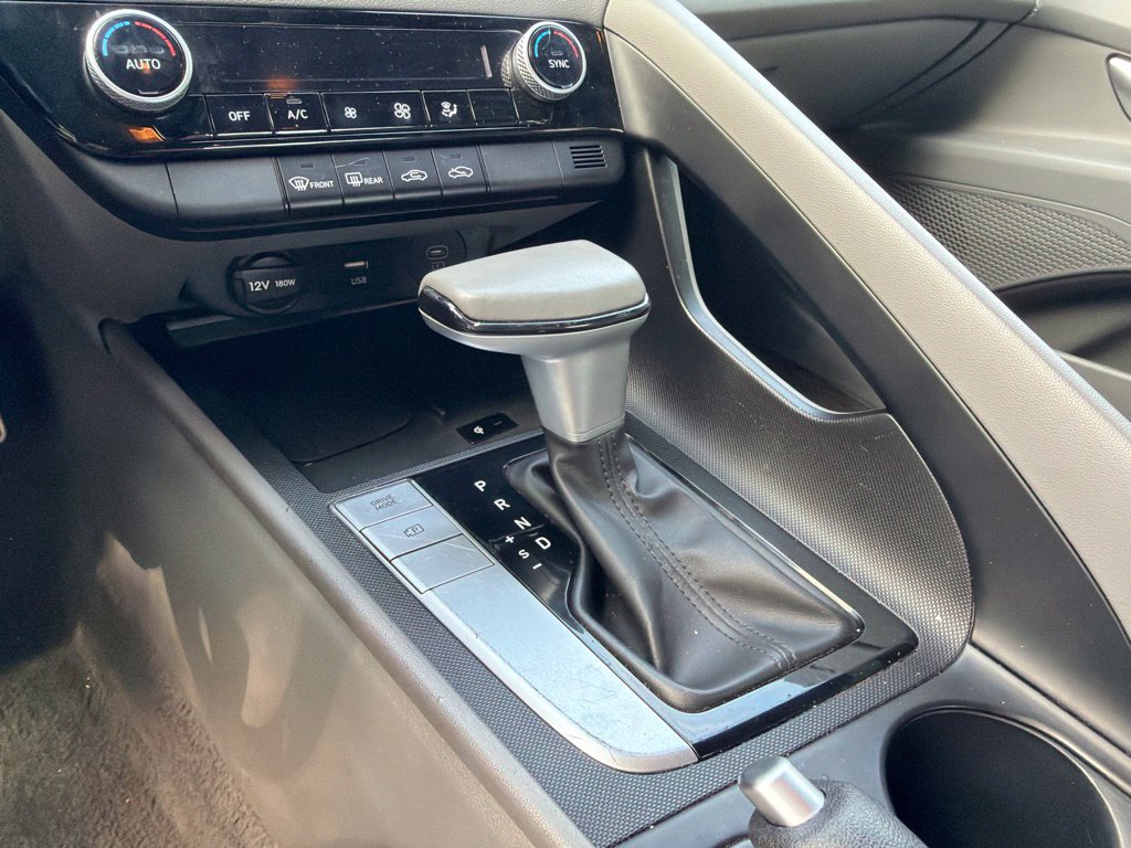 Certified 2025 Hyundai Elantra Sport FWD image 17