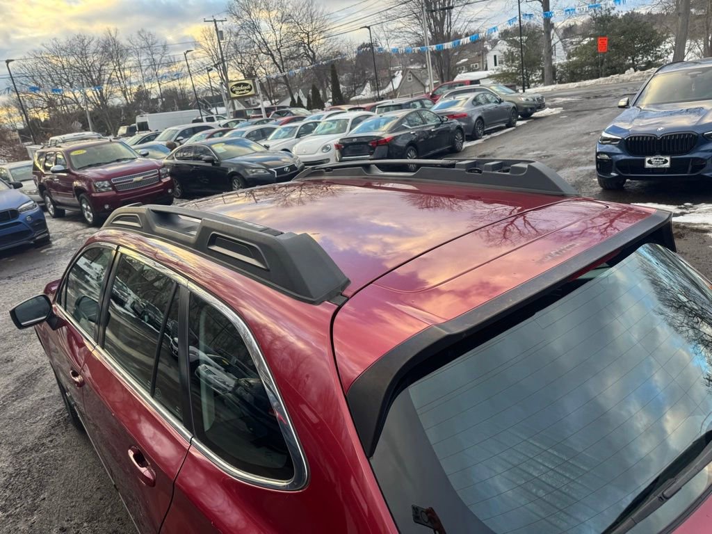 Used 2017 Subaru Outback 2.5i AWD/4WD image 16