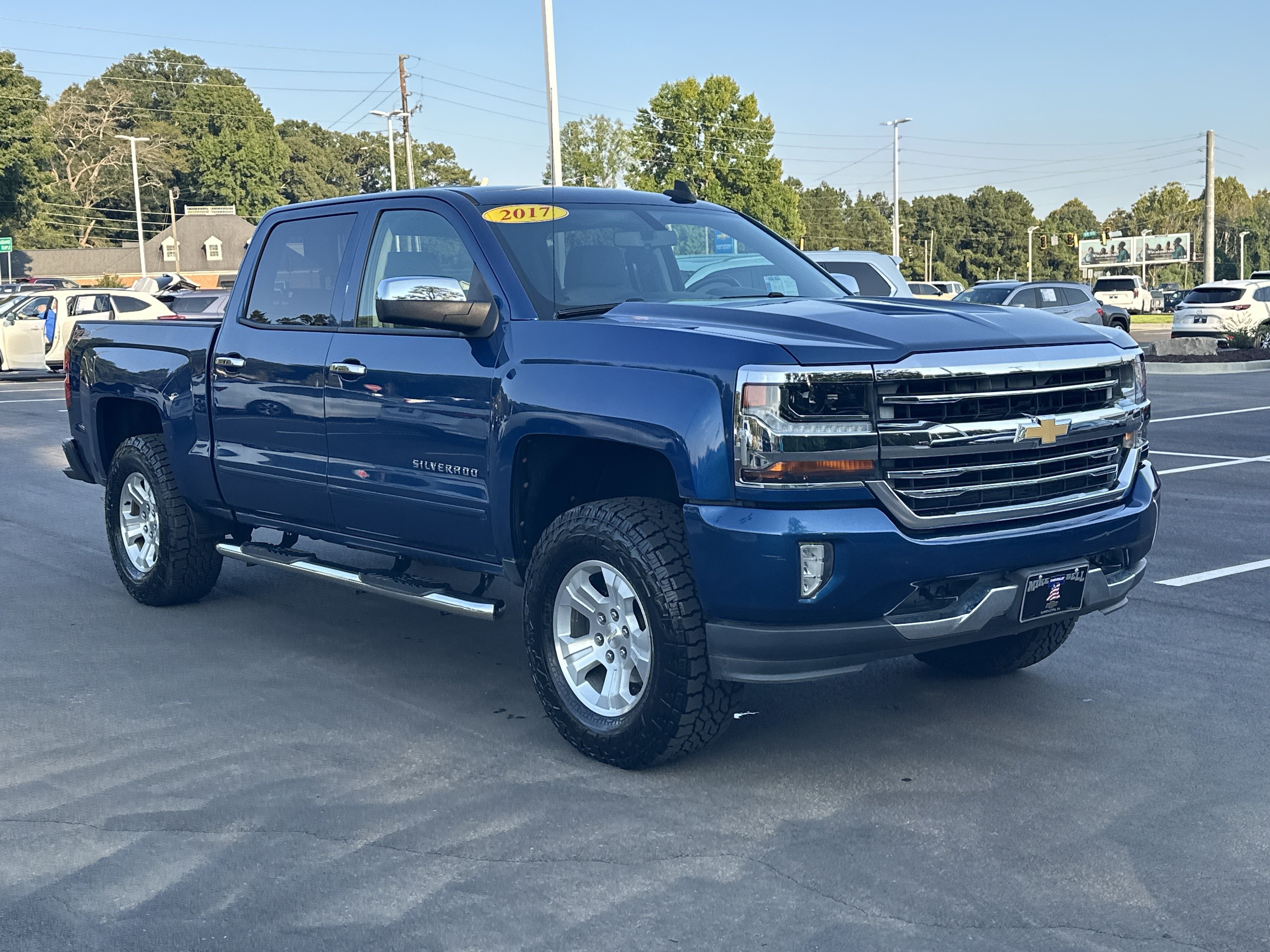 Used 2017 Chevrolet Silverado 1500 LT w/ All Star Edition AWD/4WD image 2