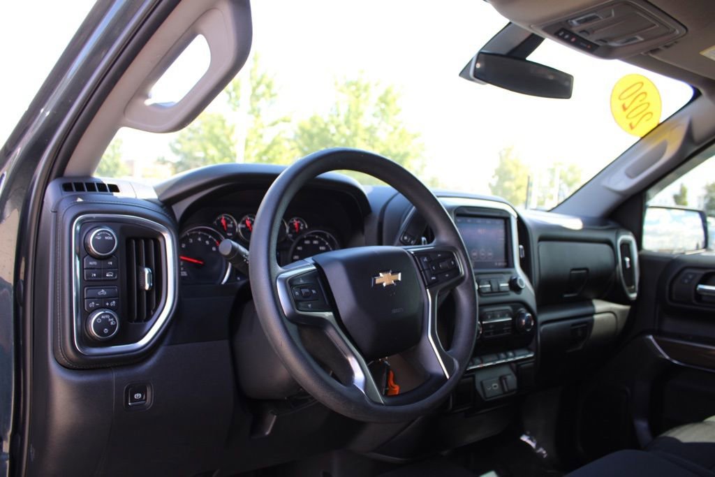 Used 2020 Chevrolet Silverado 1500 LT image 17