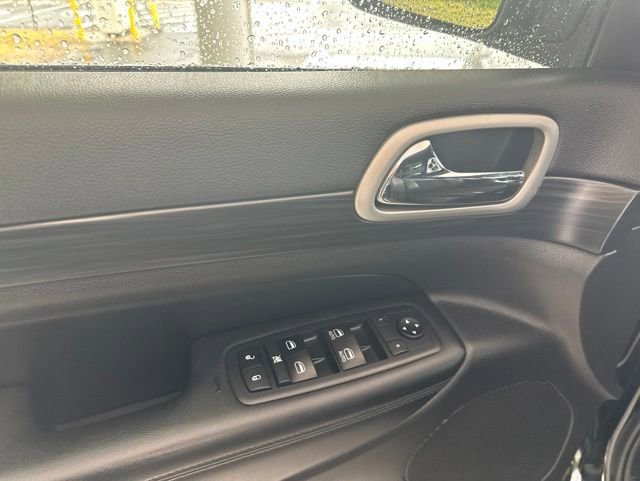 Used 2020 Jeep Grand Cherokee Laredo w/ Quick Order Package 2BN North AWD/4WD image 57