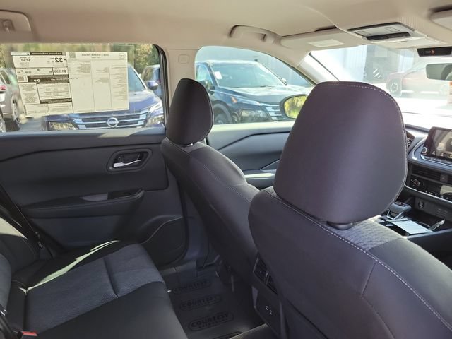 New 2026 Nissan Rogue SV FWD image 31