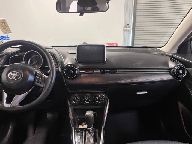 Used 2017 Toyota Yaris iA image 20