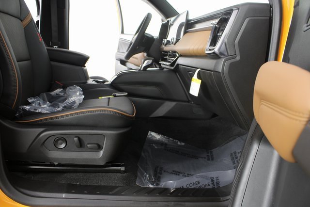 New 2026 GMC Canyon AT4 w/ AT4 Premium Package image 20