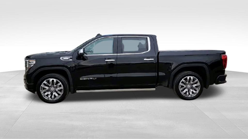 Certified 2025 GMC Sierra 1500 Denali w/ Denali Reserve Package AWD/4WD image 8
