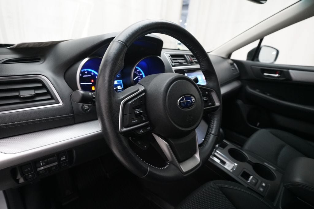 Used 2019 Subaru Outback 2.5i Premium AWD/4WD image 8