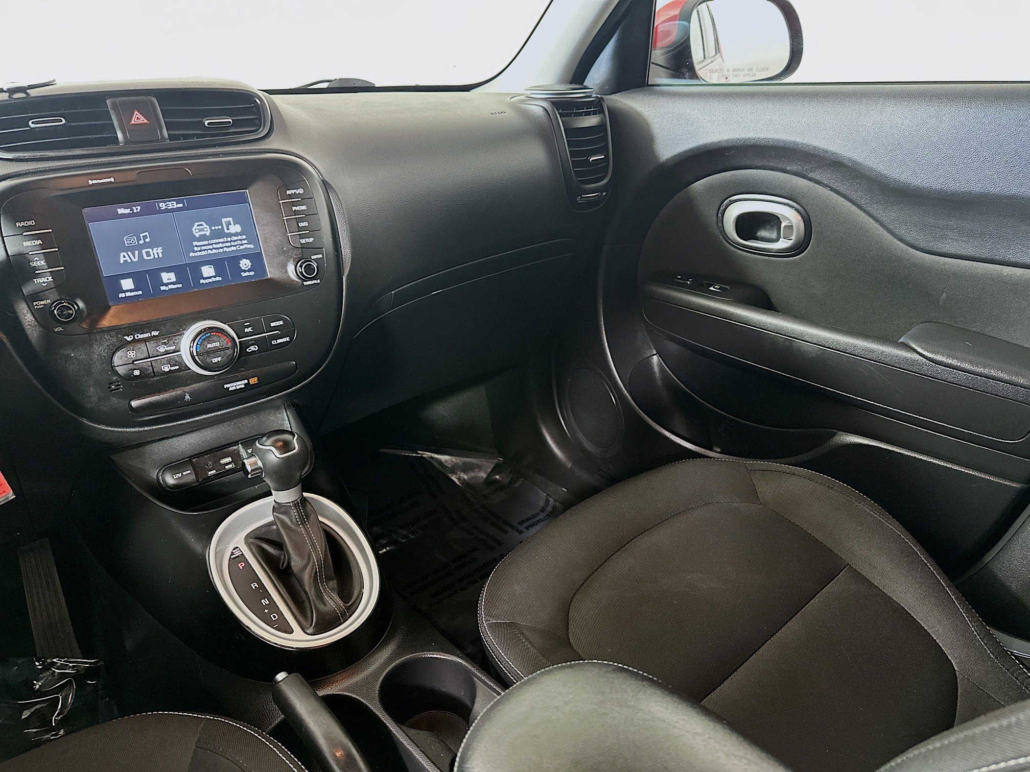 Used 2019 Kia Soul + image 21