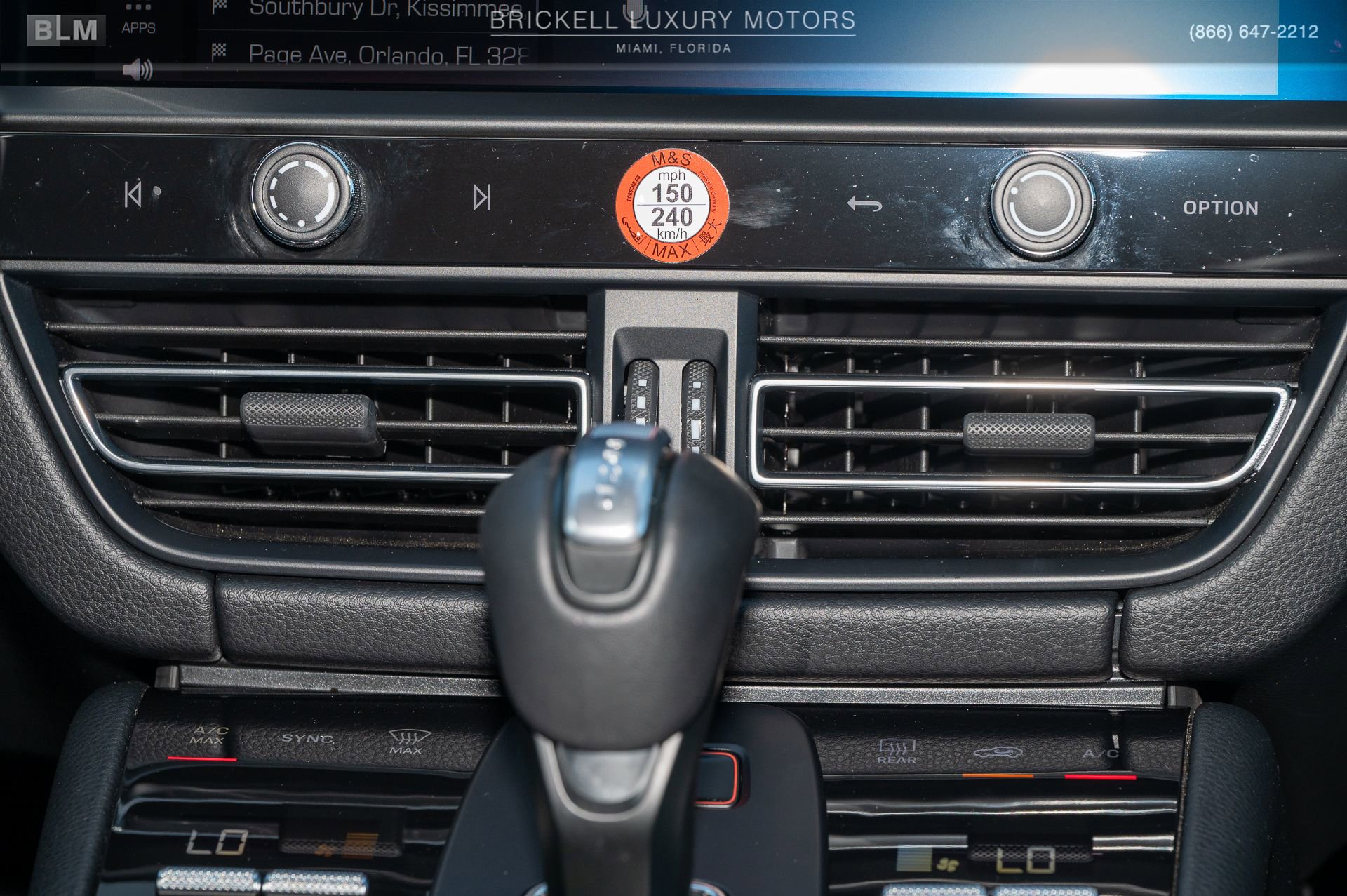 Used 2024 Porsche Macan image 24