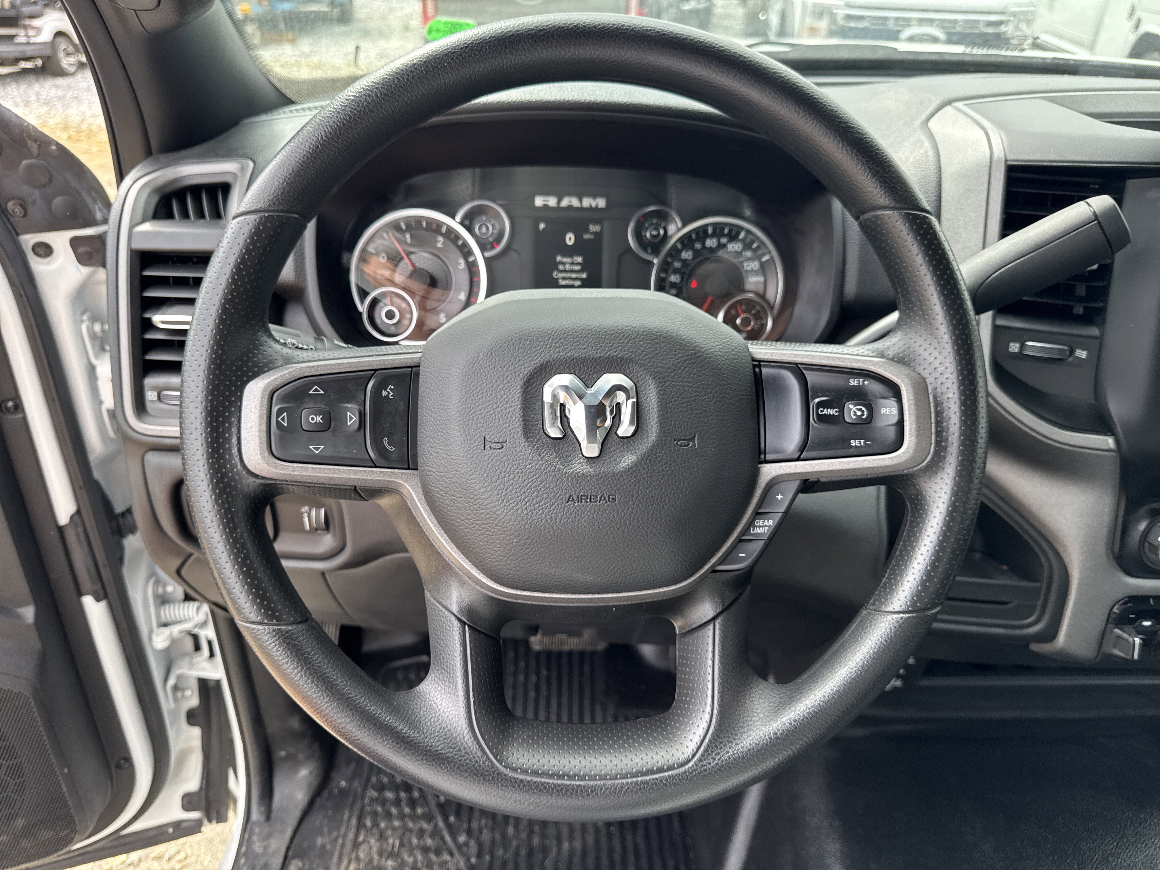 Used 2024 RAM 5500 Tradesman image 17