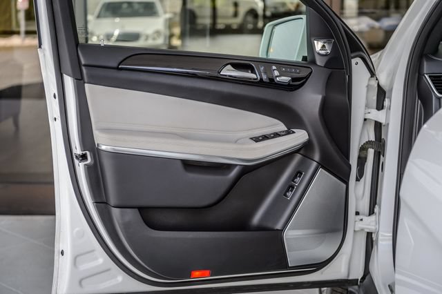 Used 2018 Mercedes-Benz GLS 550 4MATIC image 51