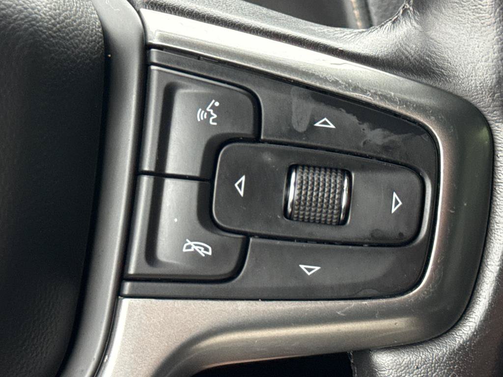 Used 2021 Chevrolet Tahoe Premier w/ Premium Package AWD/4WD image 11