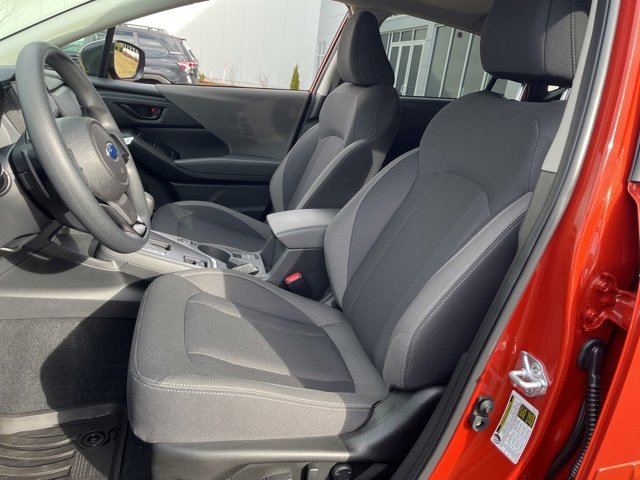 Used 2025 Subaru Crosstrek 2.0i Premium image 19