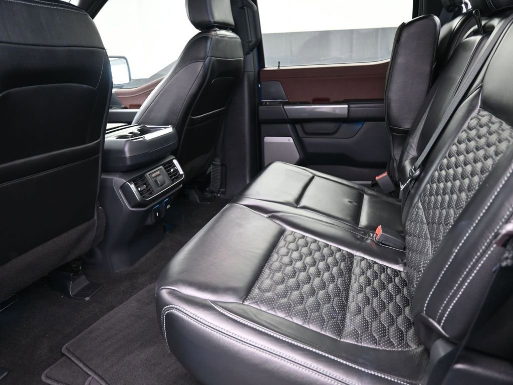 Used 2022 Ford F150 Lariat w/ Equipment Group 502A High image 18