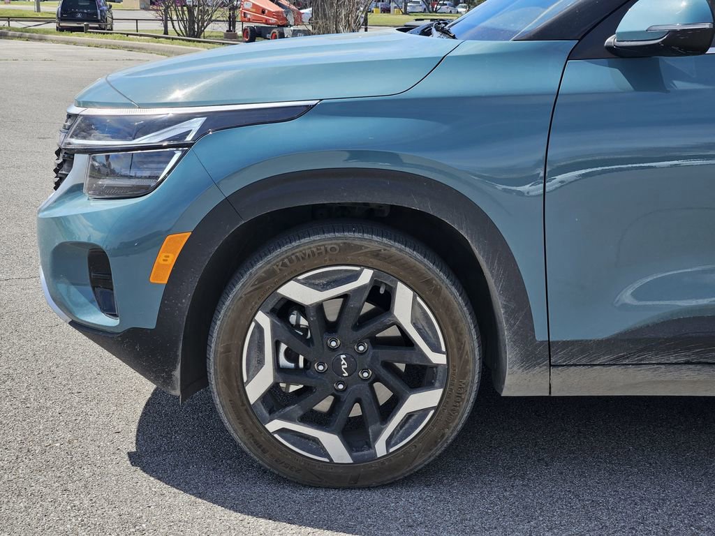 Used 2025 Kia Seltos SX w/ SX Sunroof Package image 6