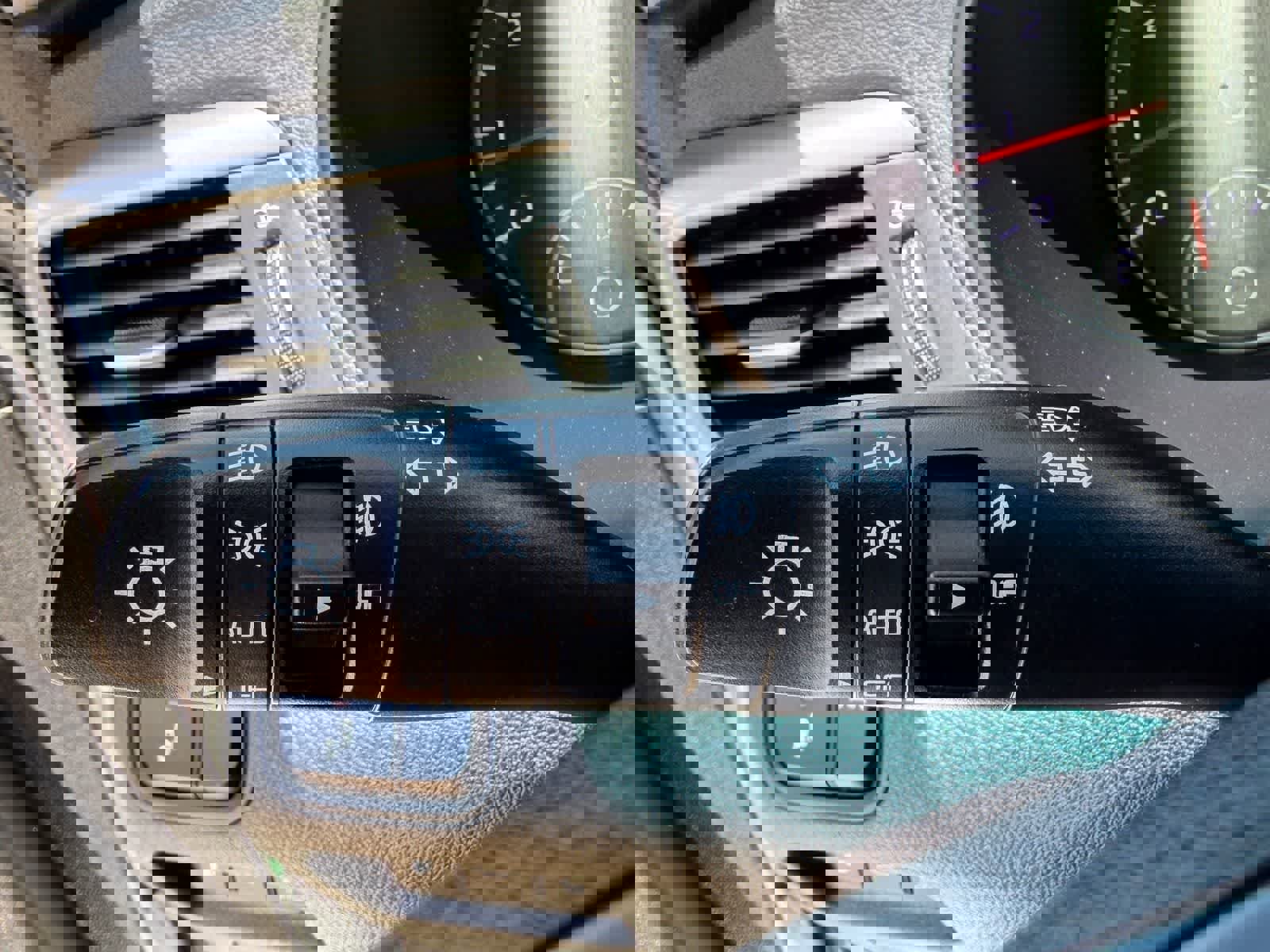 Used 2020 Kia Optima Premium image 22