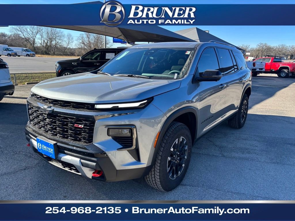 New 2026 Chevrolet Traverse Z71 w/ Driver Confidence Package image 1