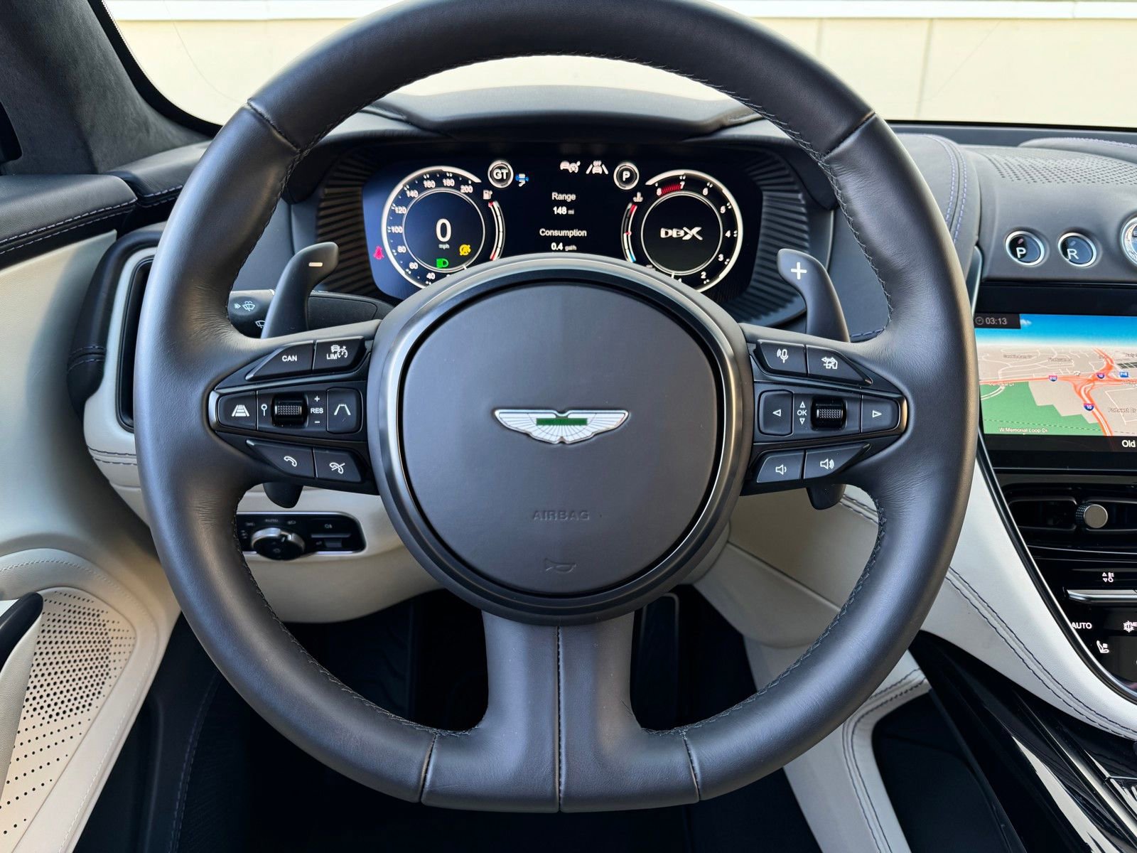 Used 2022 Aston Martin DBX Base image 15