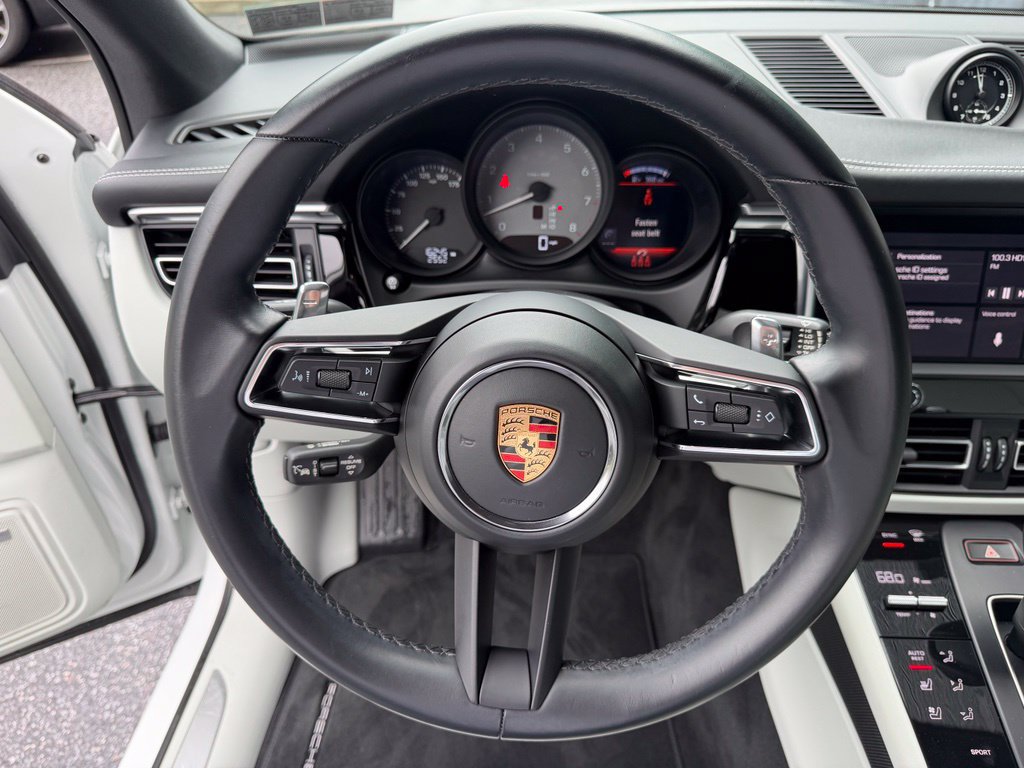 Certified 2023 Porsche Macan S AWD/4WD image 24