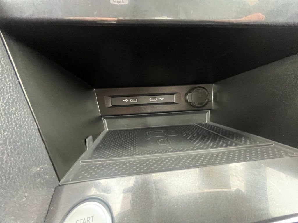 Certified 2023 Volkswagen Tiguan SE FWD image 16