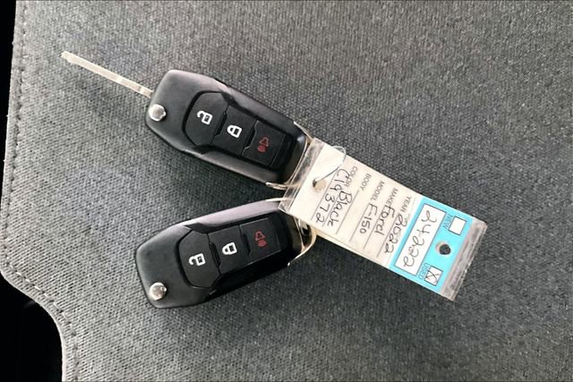 Used 2022 Ford F150 XLT w/ Equipment Group 301A Mid image 37