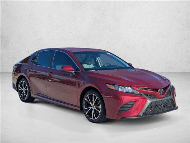 Used 2018 Toyota Camry SE video 3